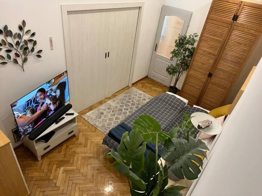 Awesome, 15 Mins To Center Home 부다페스트 외부 사진